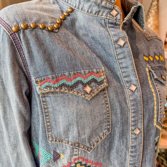 Double D Ranch, Embroidered Denim Shirt Jacket Snap Buttons, Studs, Beads-Large - Picture 6 of 14